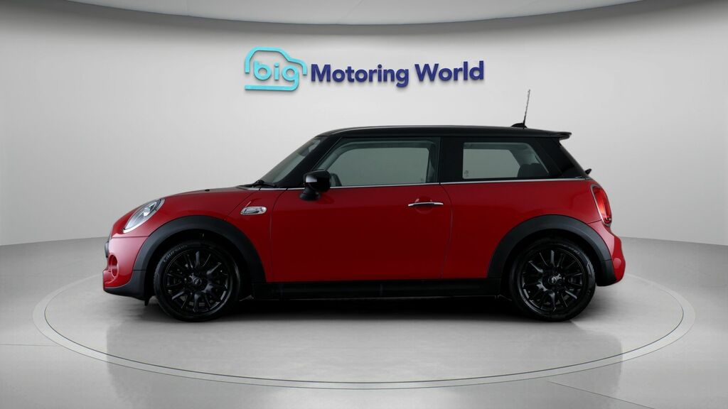 Mini Hatch Cooper S Classic Red #4