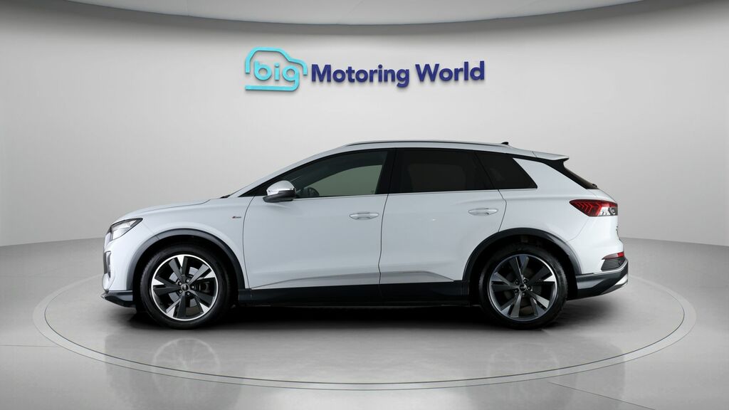 Audi Q4 E Tron S Line YR23WCZ White #4