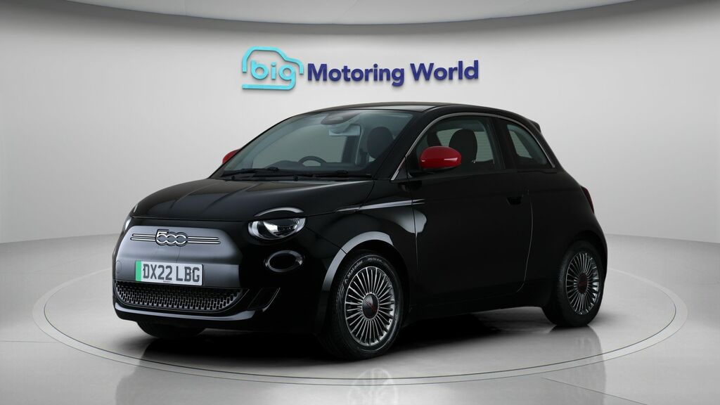Fiat 500E Red Black #3