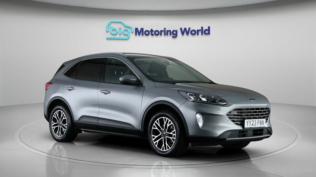 Ford Kuga Titanium Edition Silver