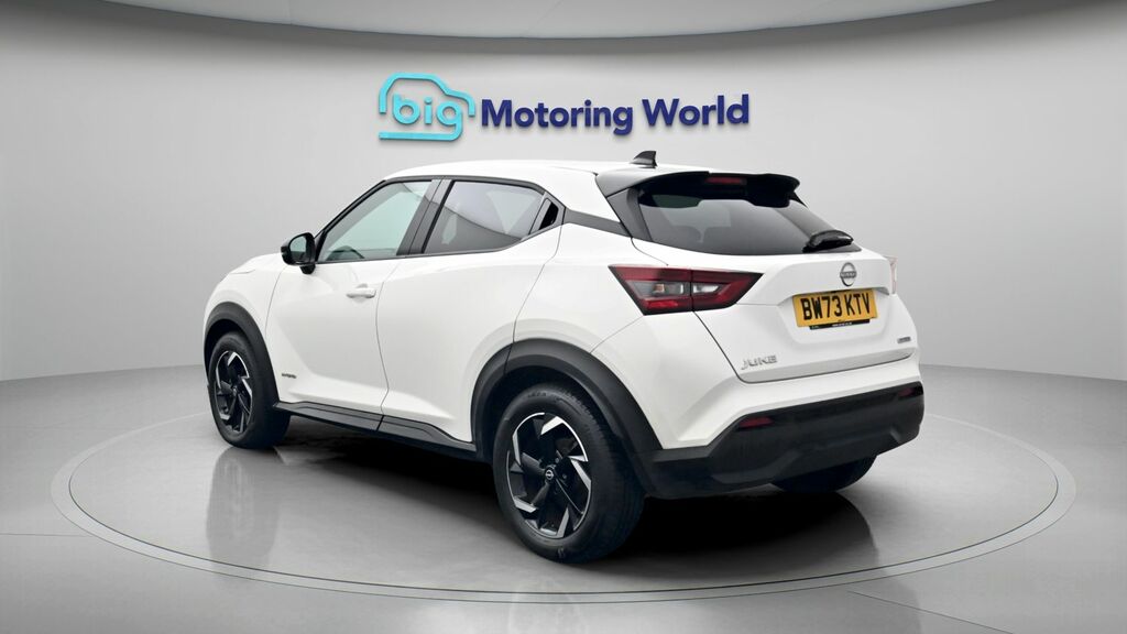 Nissan Juke N-connecta BW73KTV White #5