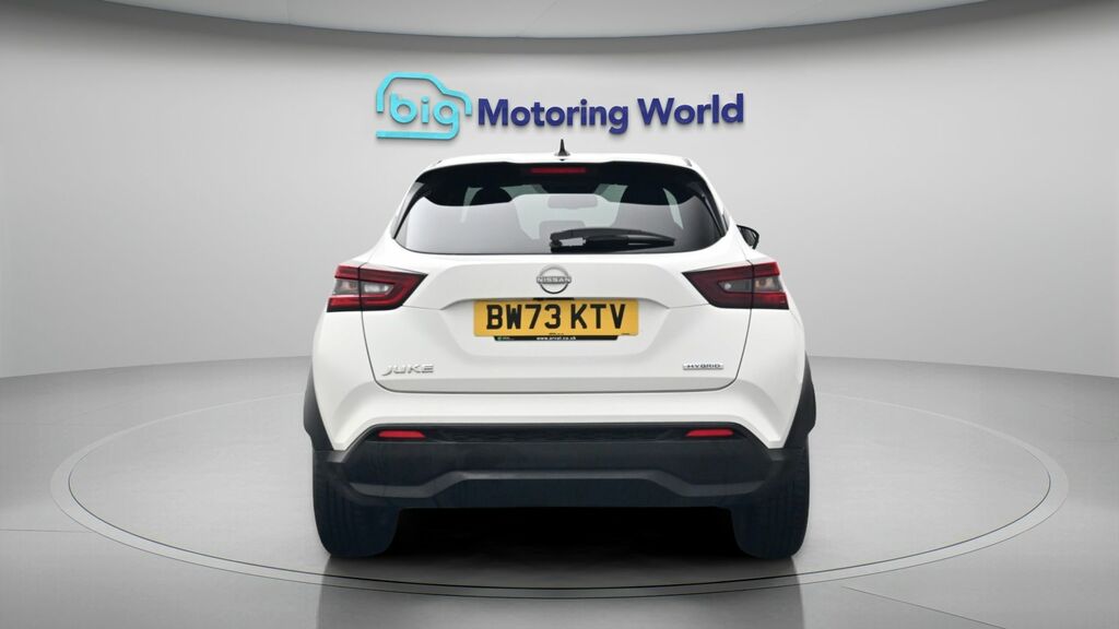 Nissan Juke N-connecta BW73KTV White #6