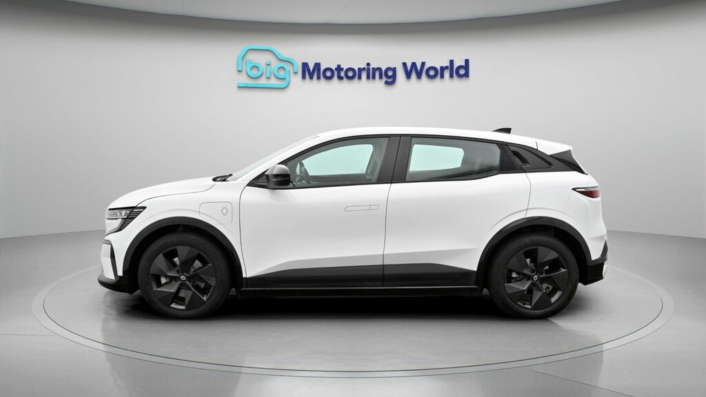Renault Megane E-Tech Evolution NU25PYH White #4