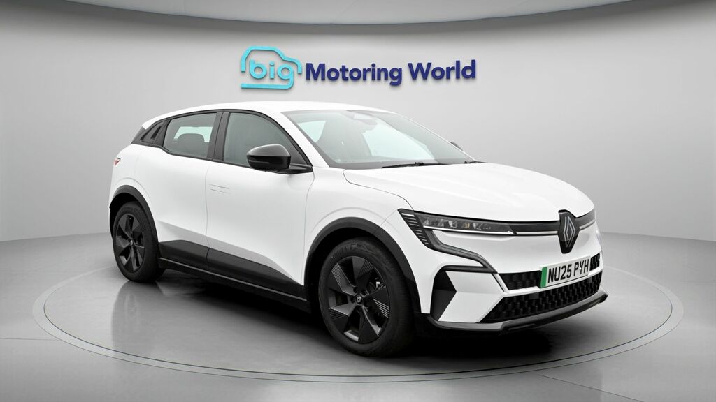 Renault Megane E-Tech Evolution White
