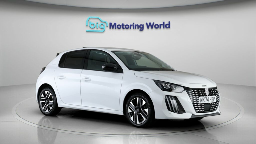 Peugeot 208 Allure White
