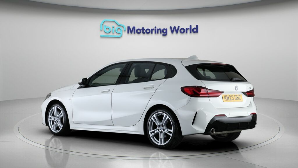 BMW 1 Series M Sport KM23DHZ White #5