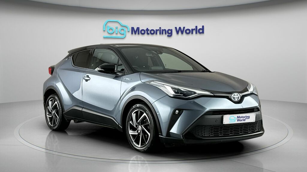 Toyota C-Hr Dynamic Black