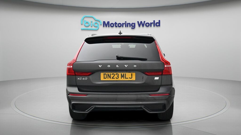 Volvo XC60 Plus DN23MLJ Grey #6