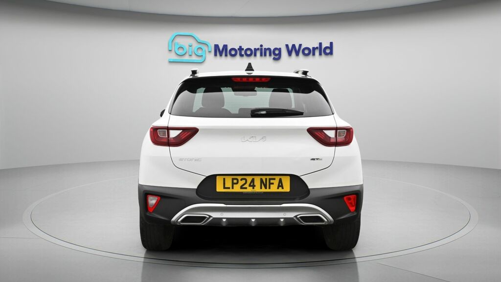 Kia Stonic Gt-line S LP24NFA White #6