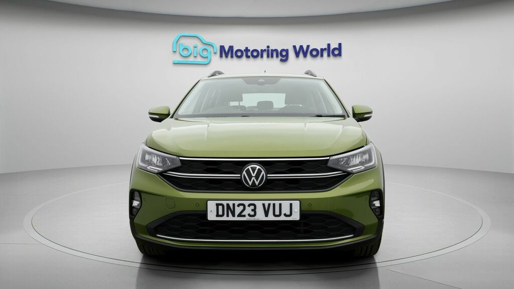 Volkswagen Taigo Life DN23VUJ Green #2
