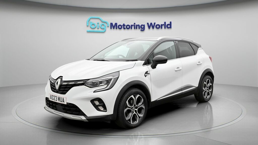 Renault Captur Techno Black #3