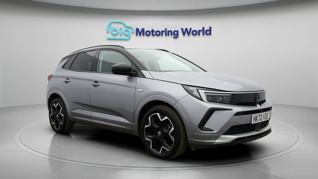 Vauxhall Grandland Ultimate Grey