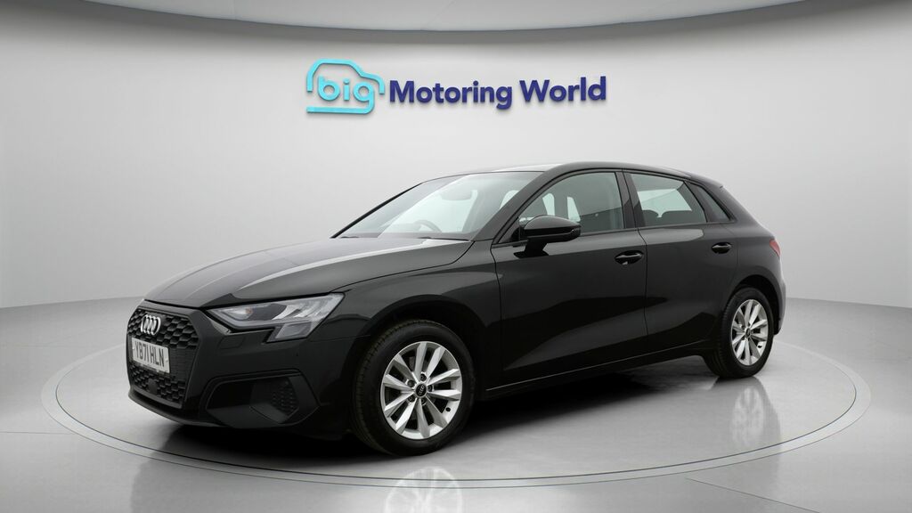 Audi A3 Technik Black #3