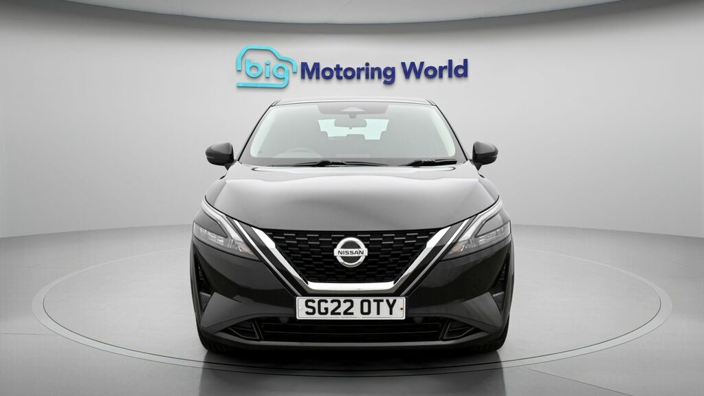 Nissan Qashqai Acenta Premium SG22OTY Black #2