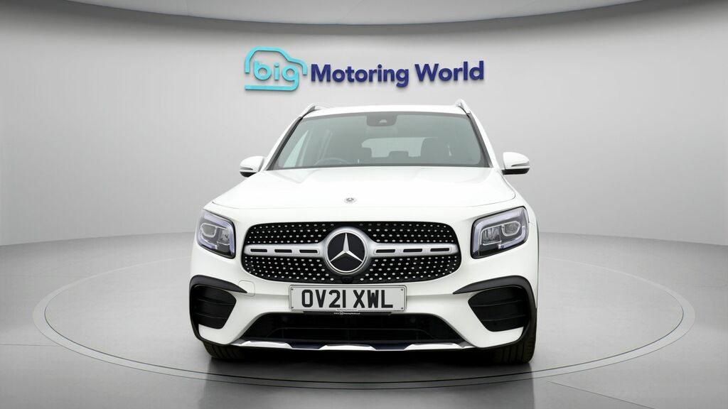 Mercedes-Benz GLB Class Amg Line White #2