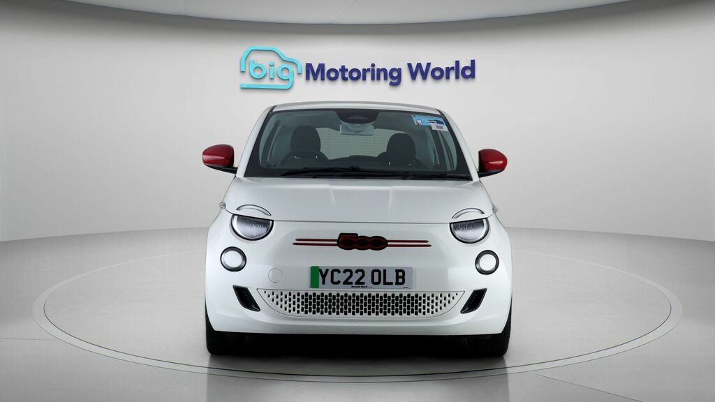 Fiat 500E Red YC22OLB White #2