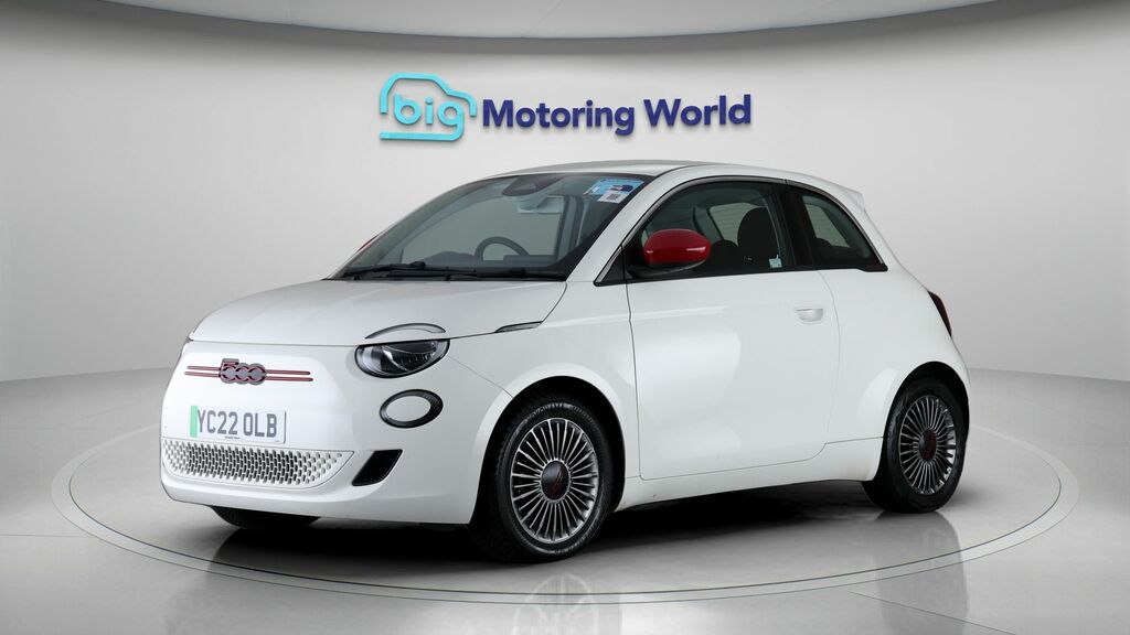 Fiat 500E Red YC22OLB White #3