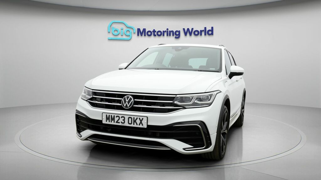 Volkswagen Tiguan R-line MM23OKX White #2