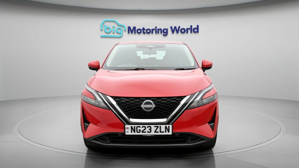Nissan Qashqai Acenta Premium NG23ZLN Red #2