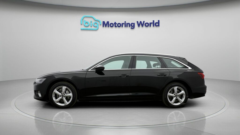 Audi A6 Avant Sport Black #4