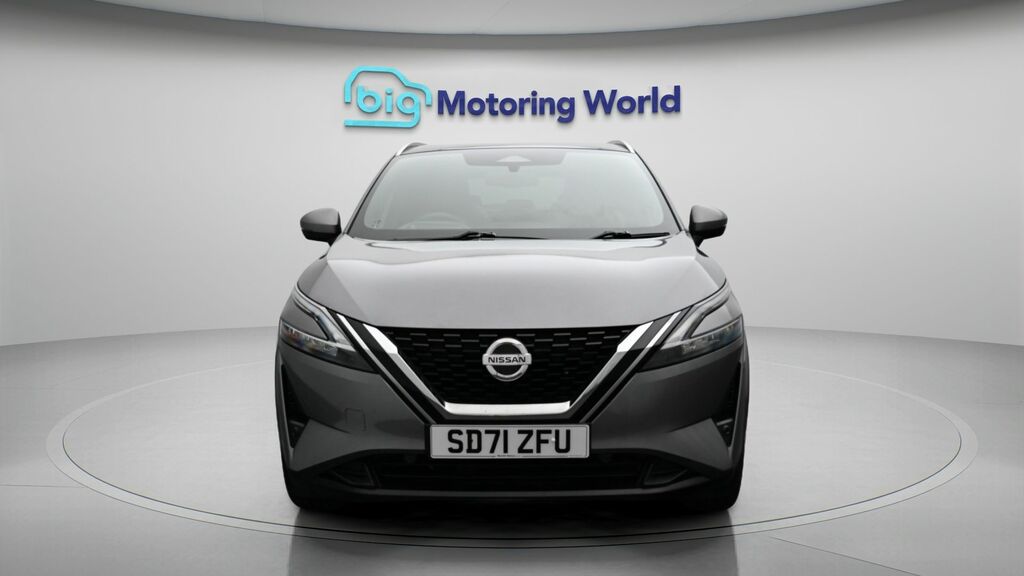 Nissan Qashqai Tekna Grey #2