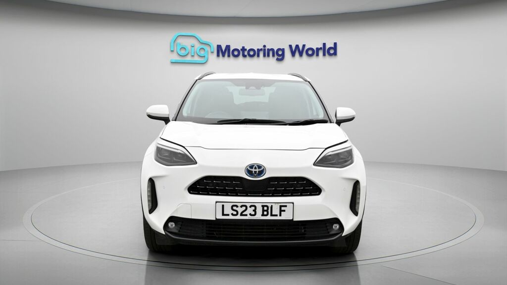 Toyota Yaris Cross Excel LS23BLF White #2