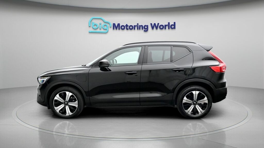 Volvo XC40 Ultimate Dark RO23HWX Black #4