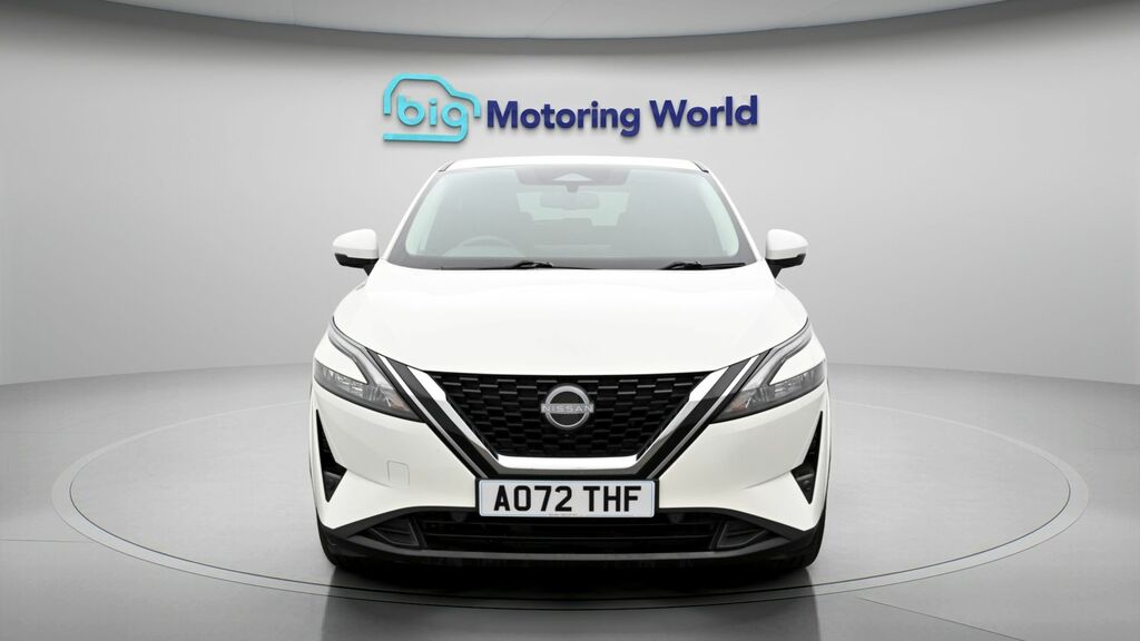 Nissan Qashqai N-connecta AO72THF White #2
