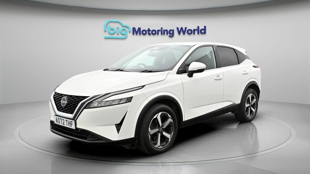 Nissan Qashqai N-connecta AO72THF White #3