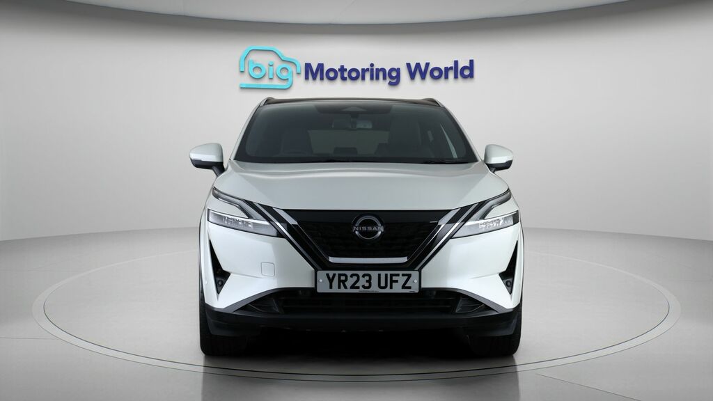 Nissan Qashqai Tekna YR23UFZ White #2