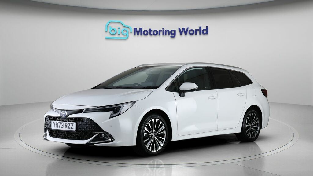 Toyota Corolla Design YH73RZZ White #3