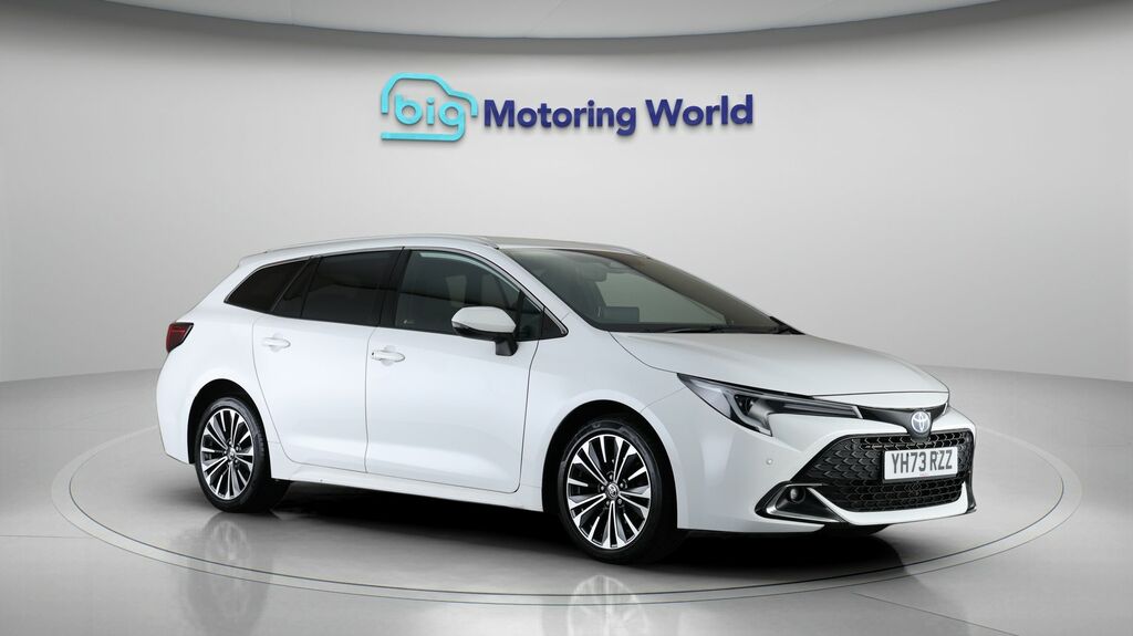 Toyota Corolla Design White