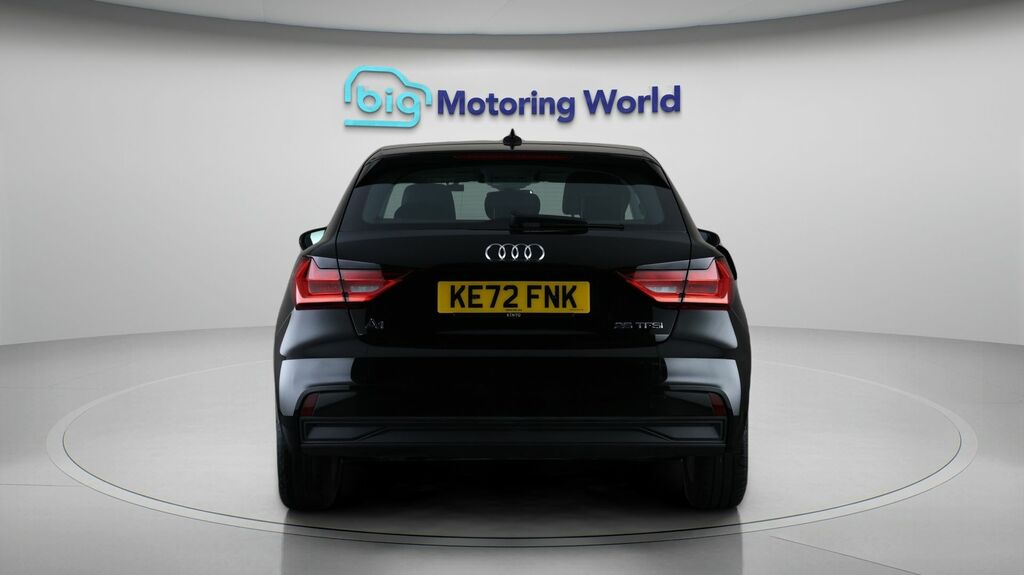 Audi A1 Technik KE72FNK Black #6