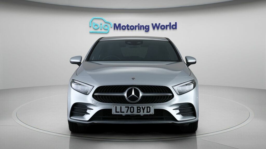 Mercedes-Benz A Class Amg Line LL70BYD Silver #2
