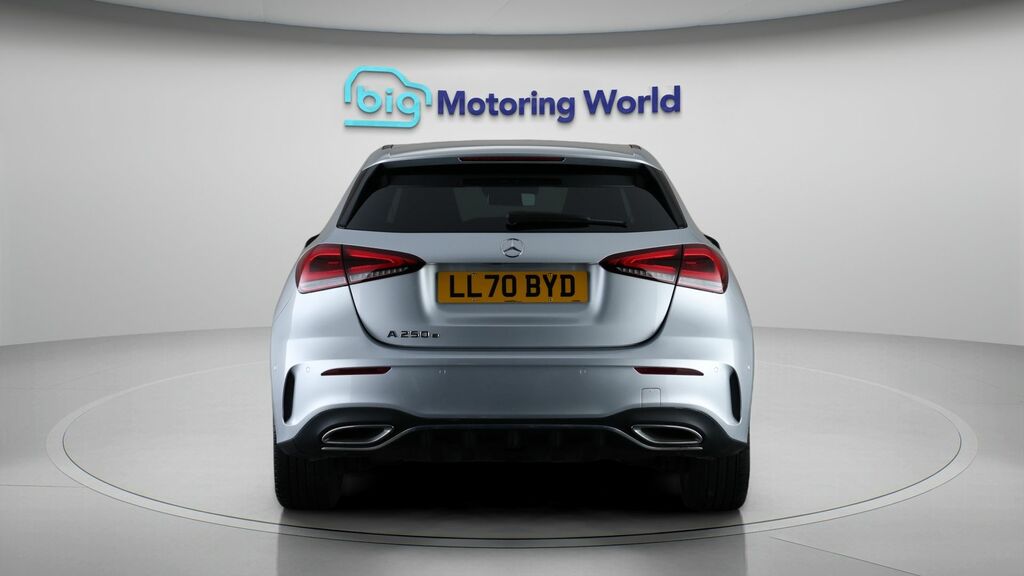 Mercedes-Benz A Class Amg Line LL70BYD Silver #6