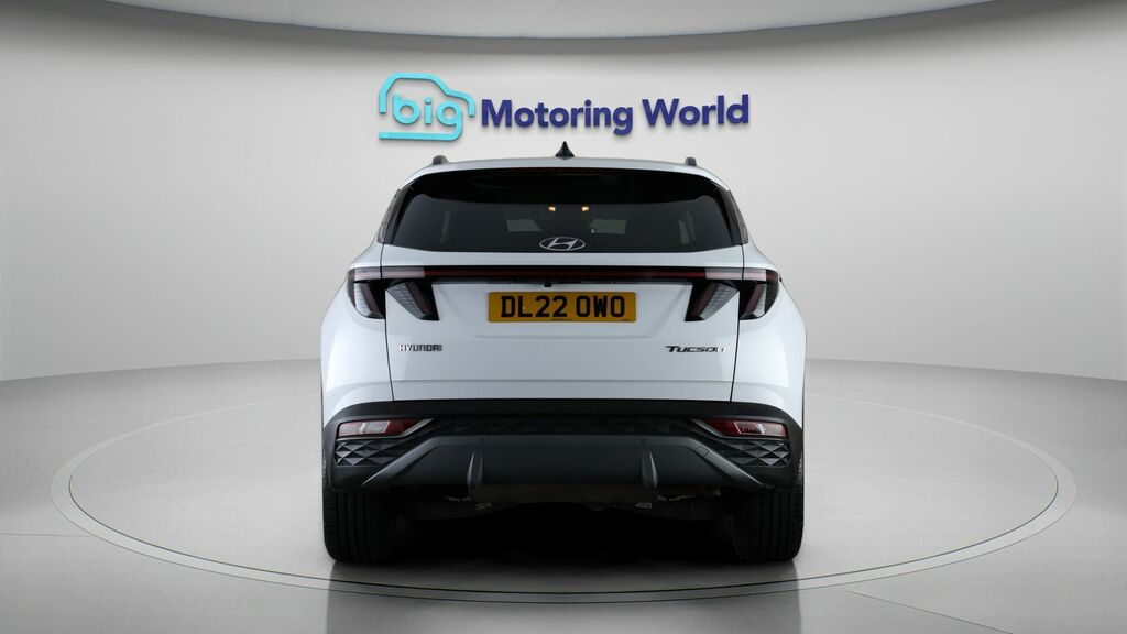 Hyundai Tucson Premium DL22OWO White #6