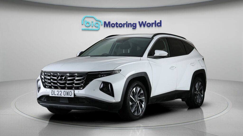 Hyundai Tucson Premium DL22OWO White #3
