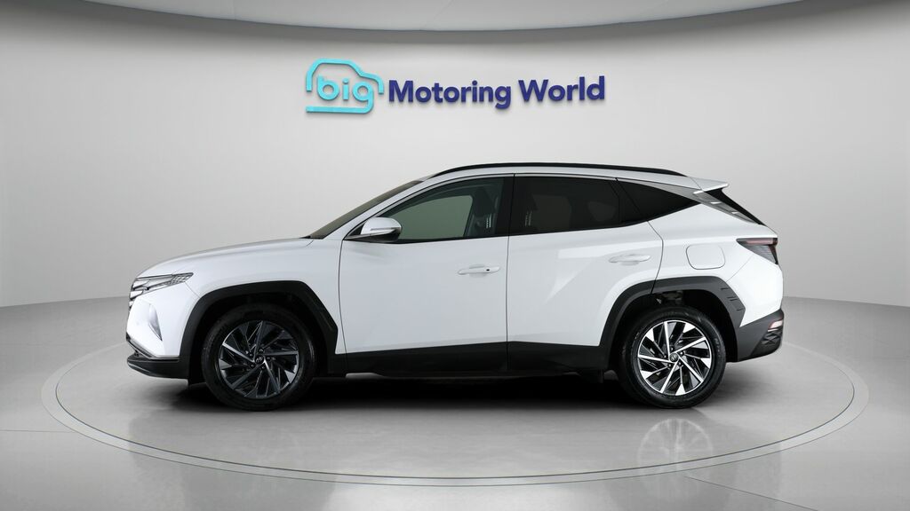 Hyundai Tucson Premium DL22OWO White #4