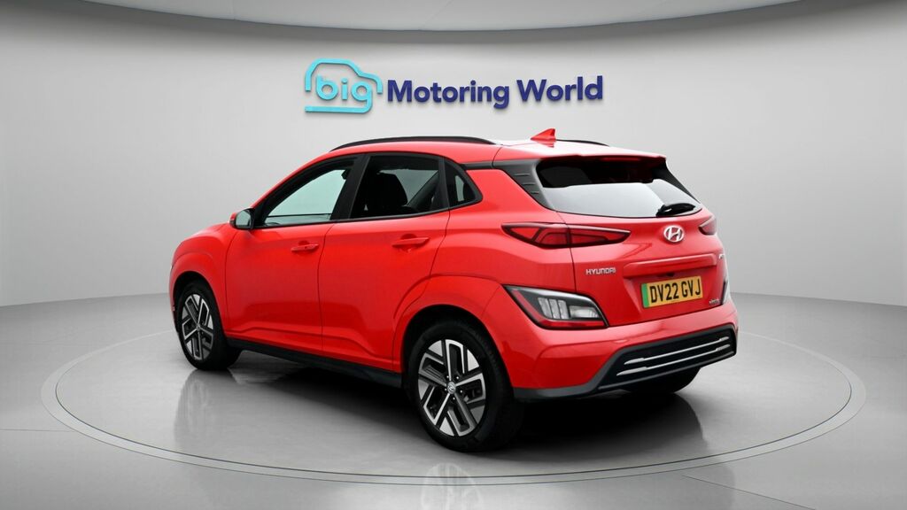 Hyundai Kona Premium Red #5