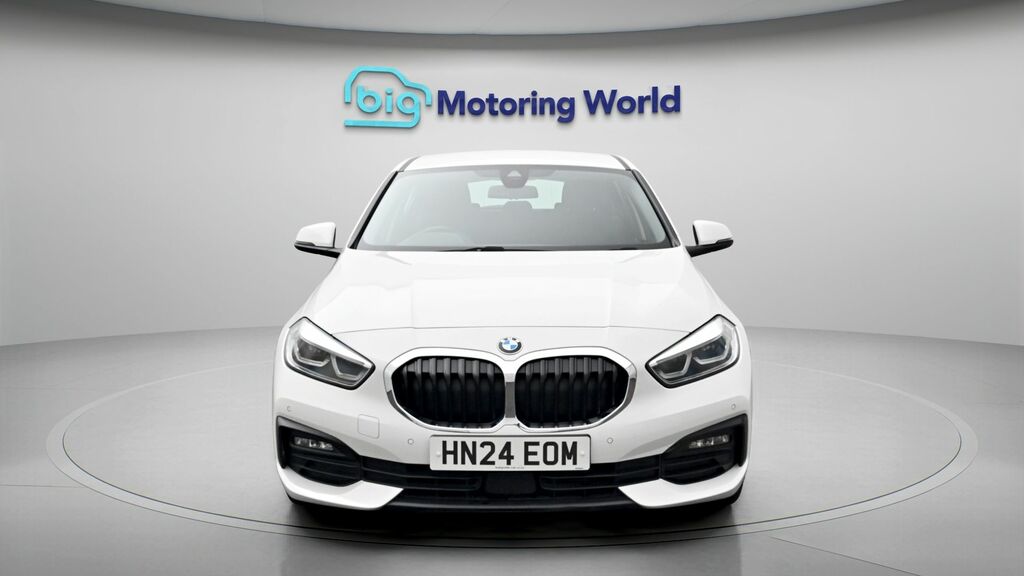 BMW 1 Series Se White #2