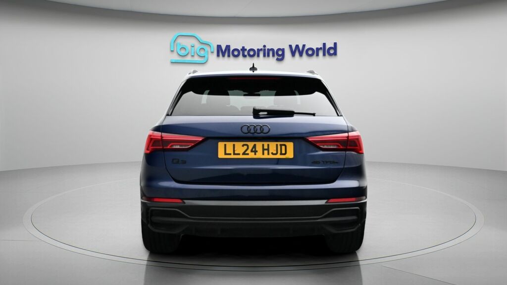 Audi Q3 Black Edition Blue #6
