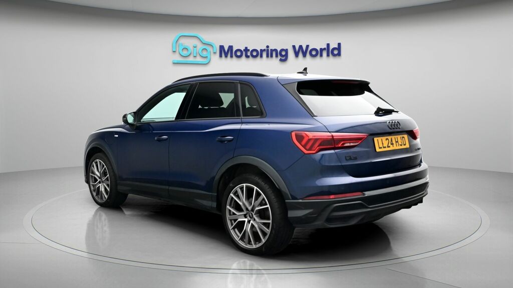 Audi Q3 Black Edition Blue #5