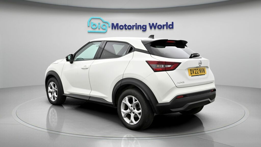 Nissan Juke N-connecta DV22NVW White #5