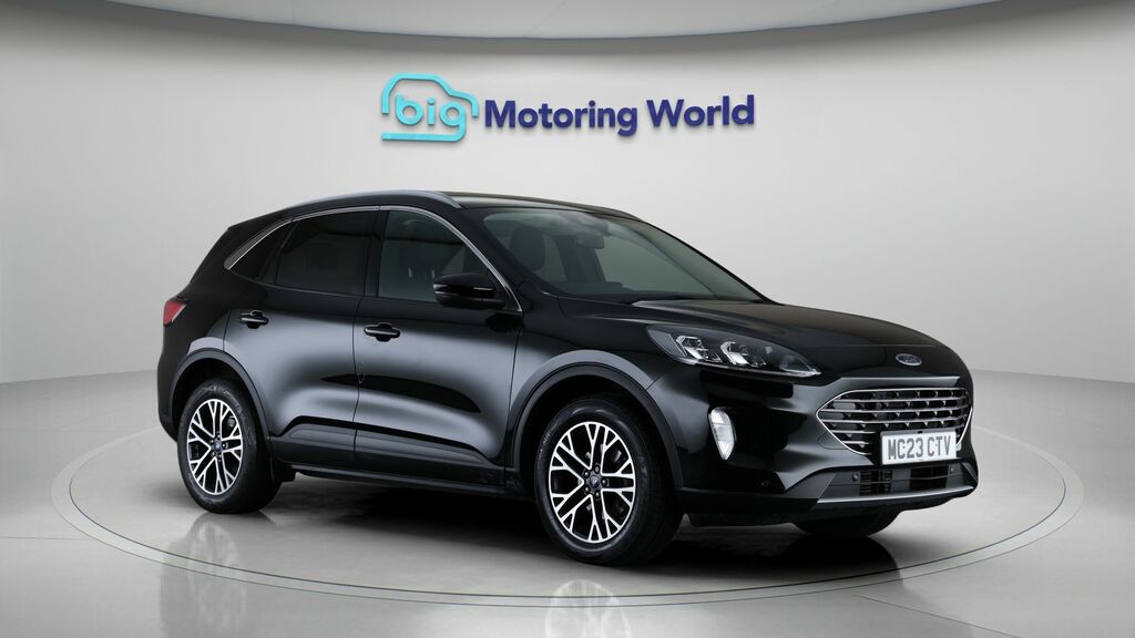 Ford Kuga Titanium Edition Black