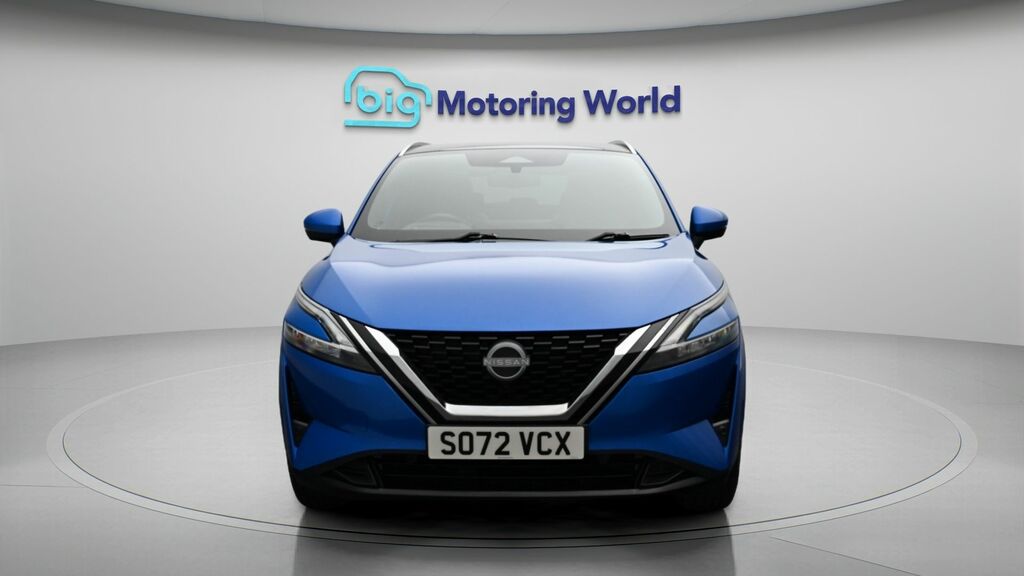 Nissan Qashqai Tekna Blue #2