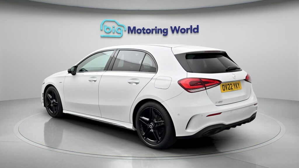 Mercedes-Benz A Class Amg Line Edition OV22YKY White #5