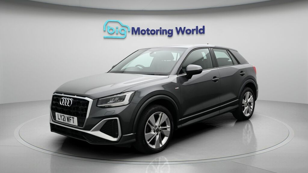 Audi Q2 S Line Grey #3