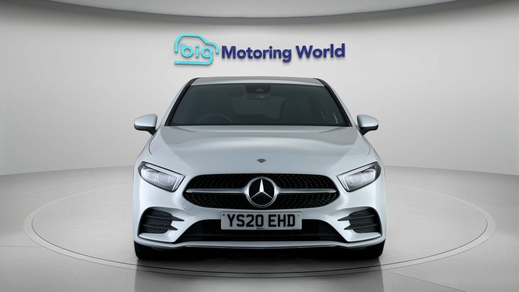 Mercedes-Benz A Class Amg Line YS20EHD White #2