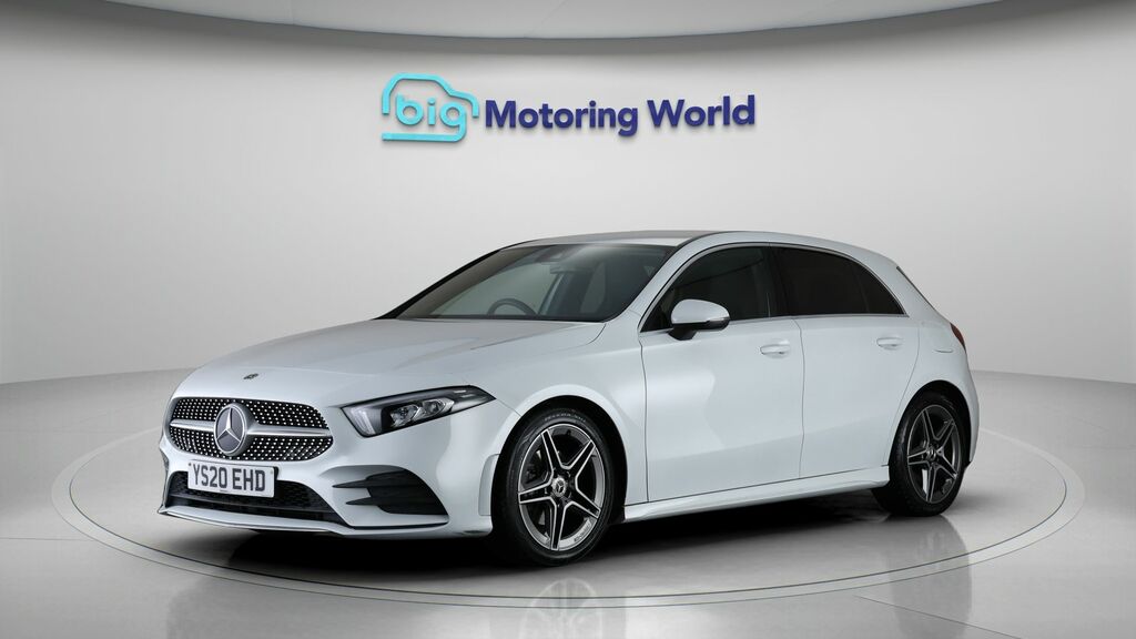 Mercedes-Benz A Class Amg Line YS20EHD White #3