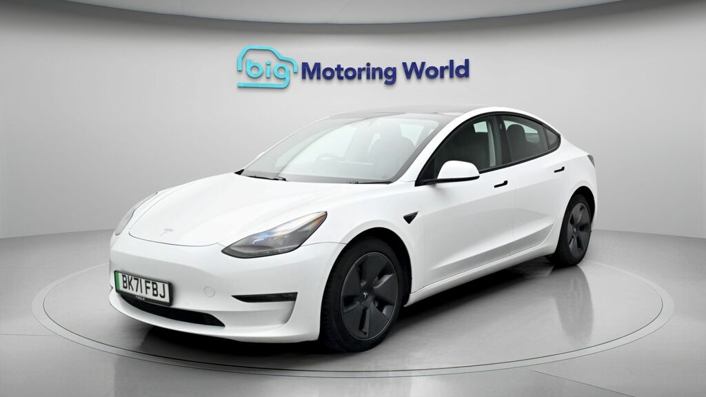 Tesla Model 3 Long Range BK71FBJ White #3